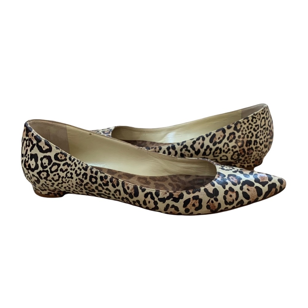 MANOLO BLAHNIK Cheetah Print Point Toe Slip-On Fla